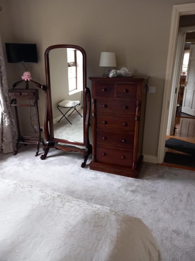Clonoughter Heights Bed & Breakfast Glin Exterior photo